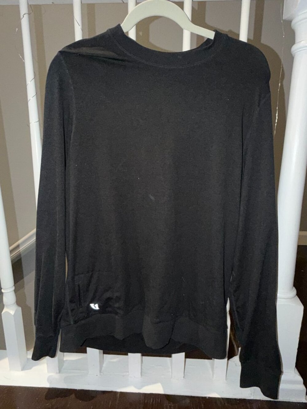Vuori Black Long Sleeve Tee - Men's L or XL